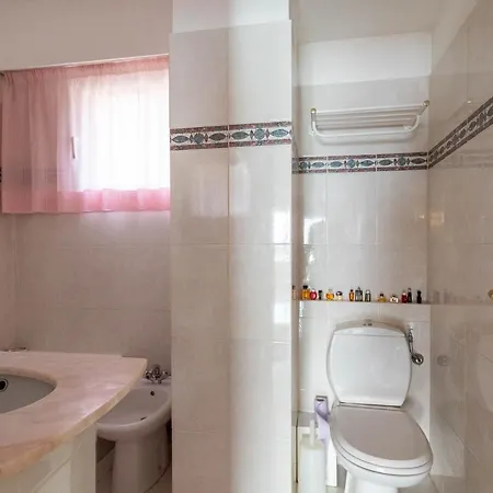 Elidia Palace Apartment