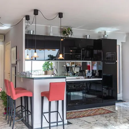 Apartment Elidia Palace *